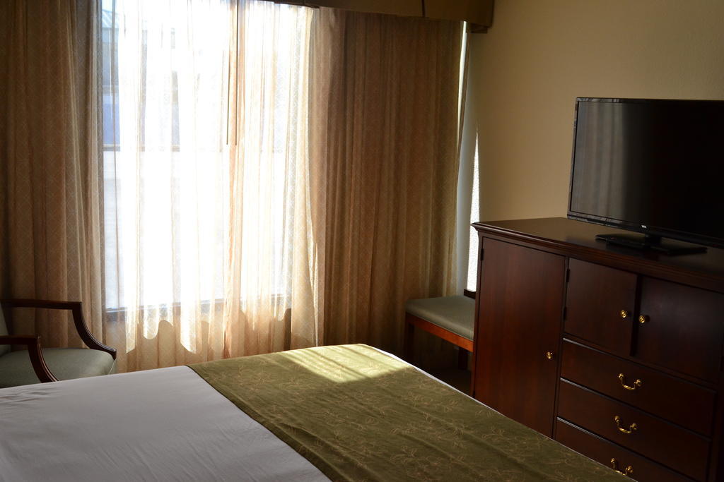 Jameson Inn & Suites 볼링 그린 외부 사진