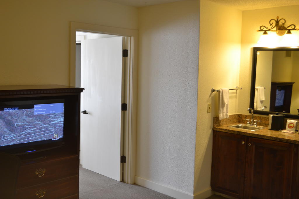 Jameson Inn & Suites 볼링 그린 외부 사진