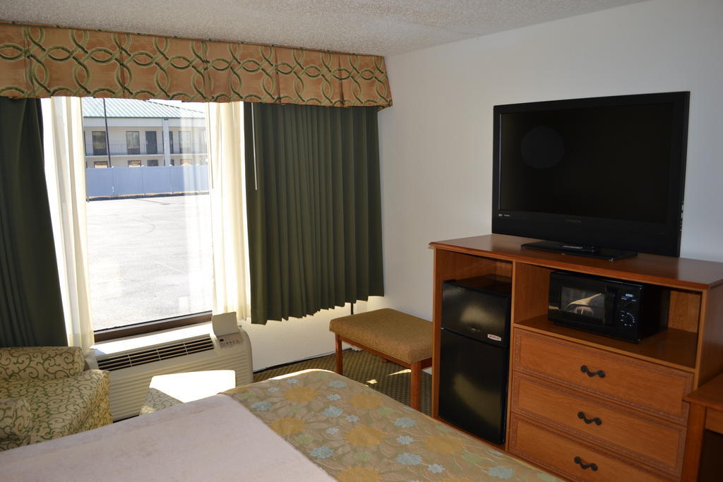 Jameson Inn & Suites 볼링 그린 외부 사진