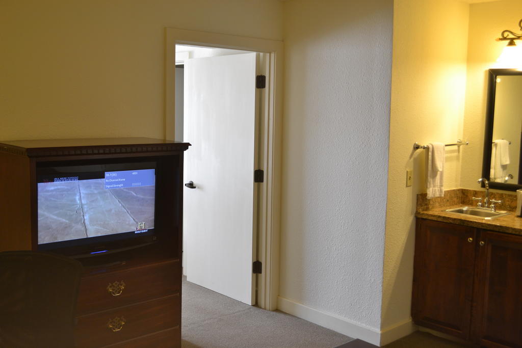 Jameson Inn & Suites 볼링 그린 외부 사진