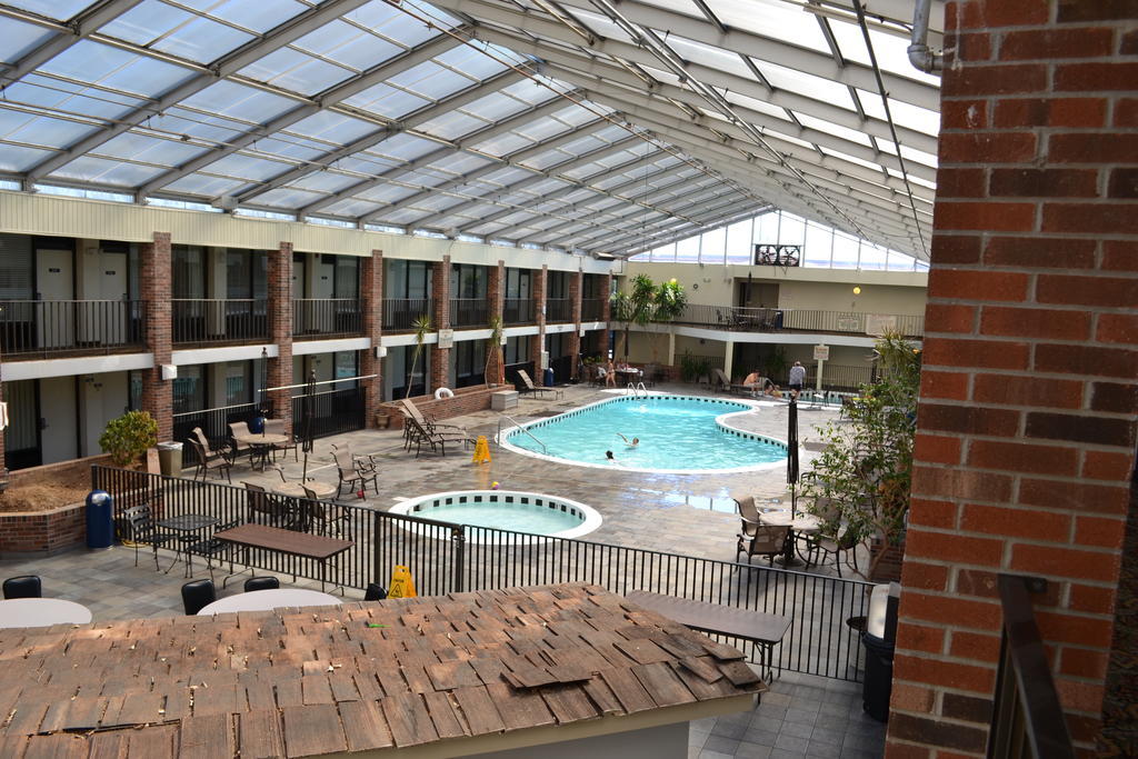 Jameson Inn & Suites 볼링 그린 외부 사진