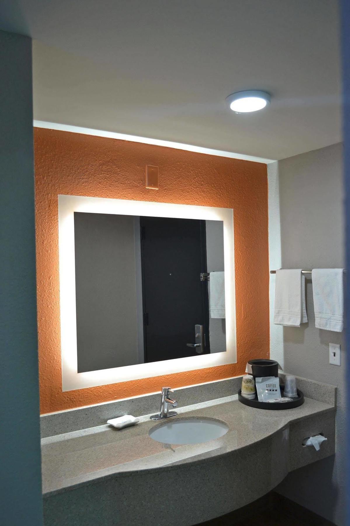 Jameson Inn & Suites 볼링 그린 외부 사진
